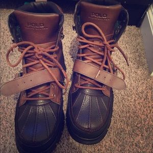 BRAND NEW RALPH LAUREN BOOTS!! FOR SALE.